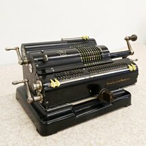 ○ 古い 手動計算機 Nippon Calculating Machine　手回し計算機 日本計算機 レトロ アンティーク インテリア ディスプレイ_画像1