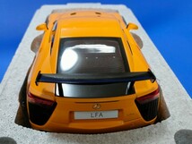 レクサス LFA ニュルブルクリンク パッケージ （オレンジ）（オートアート 1/18 シグネチャー 78836）_画像5