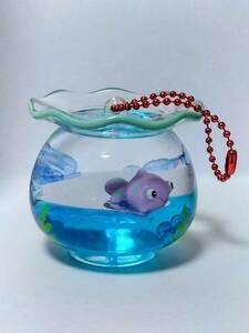 4★220)金魚　オイルチャーム(鉢)〈アミューズメント景品〉