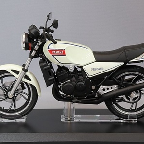 即決！ アオシマ スカイネット 1/12 ヤマハ RZ 250 ニューパールホワイト 白 YAMAHA RZ250 新品・未開封品の画像3