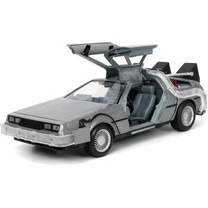 JADA TOYS 1/24 バック・トゥー・ザ・フューチャー パート1 デロリアン ライトアップ BACK TO THE FUTURE PART I DELOREAN 32911