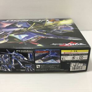 【即決★未使用】 1/72 VF-25G メサイアバルキリー ミシェル機 マクロス フロンティアの画像5