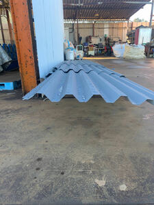 折板金属屋根30タイプ 　幅840mm ０.5mm厚　カラートタン波板の加工 　1mあたり1550税別