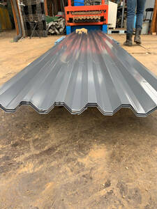 折板金属屋根　ルフ30タイプ 　幅820mm ０.5mm厚　カラートタン波板の加工 　1mあたり1650税別