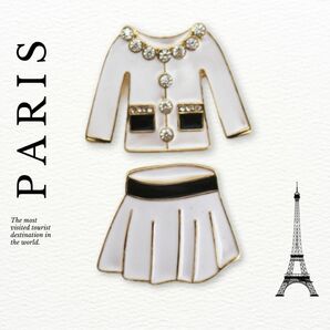 Paris broach パリ風 ブローチ ２個セット ジャケット&スカート ホワイト