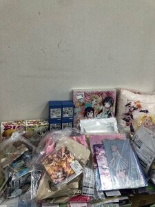 グッズ まとめ売り けいおん！ ラブライブサンシャイン！！五等分の花嫁 魔法少女リリカルなのは リゼロ 他 240213SK500489