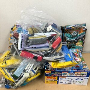 プラレール まとめ売り 車両 レール 新幹線 機関車トーマス ドラえもん シンカリオン 立体のぼりおりレールキット はやぶさ 他 多数