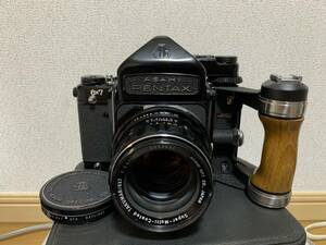 PENTAX 6x7・Super-Multi-Coated TAKUMAR/6x7 1:2.4/105 ケース付 中古カメラ【福CR-806】