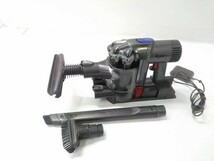 ○ Dyson ダイソン DC45 motorheod　コードレスクリーナー サイクロン掃除機 ミニタービン 充電器/ツール付き B-2126@100 ○_画像1