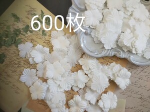 【600枚】まとめ直径約3.5ｃｍアートフラワー素材抜き弁花びらホワイト白布花ポリエステル素材ｃ23ー99