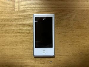 ジャンク Apple iPod nano 第7世代 A1446 16GB シルバー アップル アイポッド ナノ オーディオ機器 プレイヤー 動作未確認 現状品