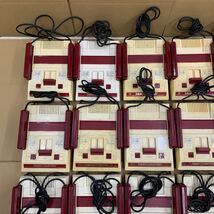 【2個口発送】任天堂 ニンテンドー ファミコン ファミリーコンピューター 本体 まとめ 動作未確認 ジャンク扱い 0228-408_画像2