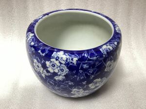 j 火鉢　メダカ鉢　睡蓮鉢　金魚鉢　水鉢　鉢カバー　陶器　花入れ　花瓶　花器　華道具　茶道具　置物　フラワーベース　骨董品　古玩