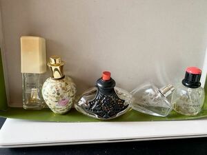  all sorts brand perfume. bin inserting only 5 piece set 