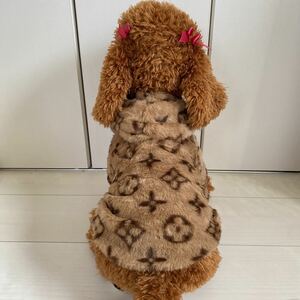 犬服 ドッグウェア 犬の服 ペット服 犬 服 可愛い かわいい お散歩 お出かけ おしゃれ 秋 冬 総柄 フワフワ 暖かい ブランド 柄フリース L