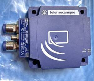 未使用保管品 Telemecanique Sensors カラー/コントラスト センサ XGCS850C201