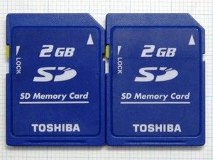 ★TOSHIBA ＳＤメモリーカード ２ＧＢ ２枚 中古★送料６３円～