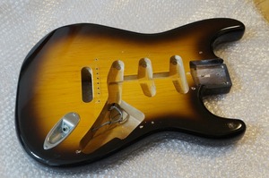 Tokai SPRINGY SOUND ST60 ストラトキャスター アルダー ボディ 1980年 2ピース 東海楽器 トーカイ サンバースト 軽量 レア 良品