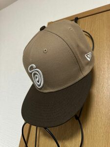 値下げ中 新品未使用 STUSSY NEW ERA カーリー キャップ