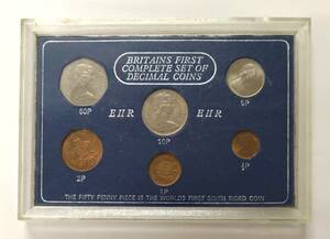 ◇ BRITAINS FIRST COMPLETE SET OF DECIMAL COINS エリザベス二世 コインセット 貨幣セット ◇
