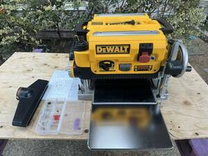 【wixey付き】DEWALT DW735 自動カンナ 120V 60Hz