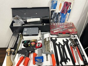 E147　工具　古道具　大量　まとめ売り　通風乾湿計　モンキーレンチ　ペンチ　ドライバー　のこぎり　他　ハンドツール　工具セット