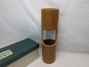 510410 【 美品 華道具 竹 二重花入 花器 茶室 紙箱 】 検) 茶道具 茶懐石 竹器置 飾物 茶道教室 生け花 いけばな 竹工芸 飾物ⅱ