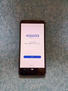 12548-00★動作確認済・初期化済★アクオス/AQUOS Phone アンドロイド スマートフォン Sense3 basic SHV48 ブラック系 白ロム★