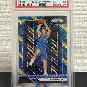 2018 PANINI PRIZM LUKA DONCIC PSA10 RCの画像1