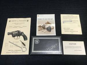 ◆ 実物 ◆ S&W M36 .38 チーフ・スペシャル 純正元箱 付属品多数!　検) タナカ コクサイ MGC M37 M38 M40 M42 M60 トラビス ジョーカー