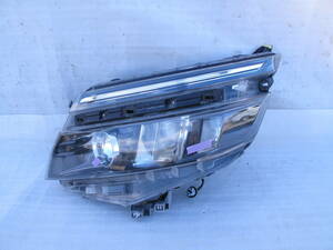 ヴォクシー VOXY 　ZRR80/ZRR85/ZWR80　前期　左ヘッドライト　LED　28-229　81150-28D00 .