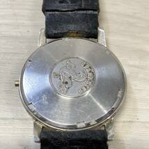 ●【YH-8060】中古現状品 OMEGA オメガ Geneve ジュネーブ Ref.136.011 Cal.613 メンズ 3針 カレンダー 手巻き 腕時計【レタパプラス発可】_画像5