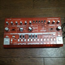 Behringer TD-3 ベリンガー　スケルトンレッド　動作品　検索　tb-303 アナログシンセサイザー_画像1