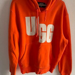 これ以上値下げ不可　UGG パーカー