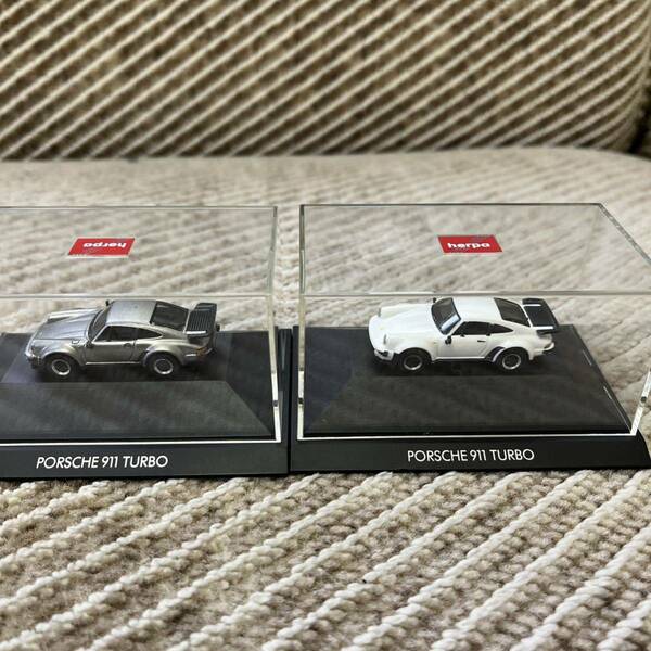 絶版品　西ドイツ製　ヘルパ社　プライベートコレクション　1/87 ポルシェ911ターボ　2台セット　各部塗装　精密モデルカー