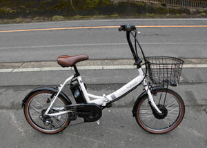 1円～CYCOO 折り畳み電動自転車 3速 24V 6Ah SHIMANO 6段 Peltech 20インチ 白色 動作確認済 2091