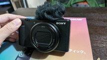 【中古美品】 SONY ZV-1M2G シューティンググリップキット　おまけ付き_画像2