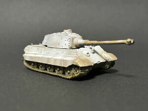 WTM2 1/144 ティーガーⅡ重戦車ヘンシェル砲塔型 冬季迷彩②【同梱可能】WWⅡ ドイツ戦車 ワールドタンクミュージアム 海洋堂