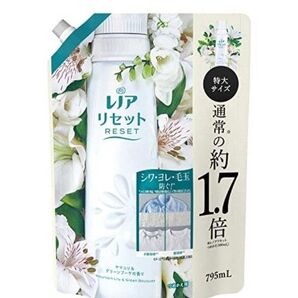 レノア柔軟剤 やまゆり ヤマユリ グリーンブーケの香り 795ml 詰め替え