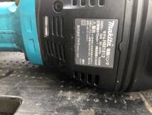 【送料着払い（有料）】【中古品】★マキタ(makita) 電動ハンマ (専用シャンク29mm) HM1812 / IT9KWYH5FAG7_画像5