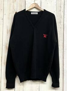 BURBERRYS Burberry *V neck Ram wool * knitted sweater tops *42''/107cm size * black * Britain made * Logo . Vintage 