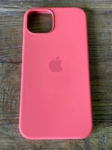 Apple 【純正】MagSafe対応 iPhone 13 シリコーンケース ネクタリン MN643FE/A 展示品_画像2