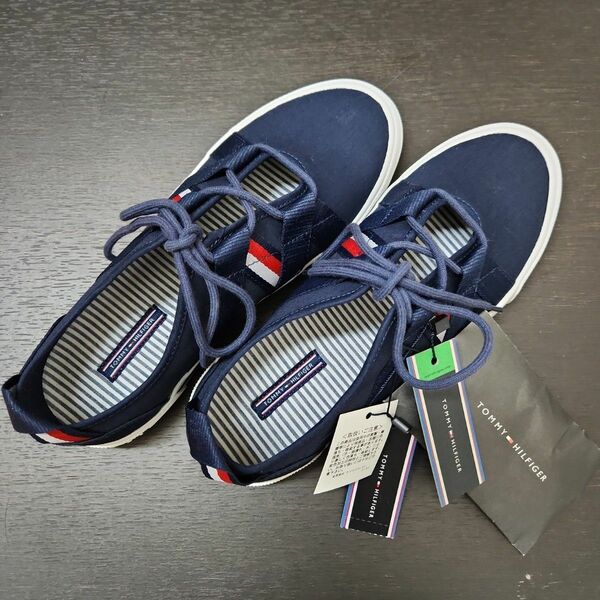 TOMMY HILFIGER スニーカー 新品未使用♪ タグ付き