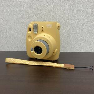 FUJIFILM 富士フィルム instax インスタックス mini8 黄色 イエロー チェキ 中古 カメラ 