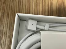 【送料込】ACアダプター　Apple Mag-Safe2 45w 純正品　MD592J/A A1436_画像5