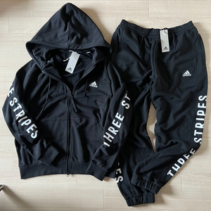 adidas■アディダス〔XL〕THREE STRIPES 上下 セット パーカー スウェットパンツ 黒 ブラック 白 フレンチテリー〔裏パイル織〕 24'春