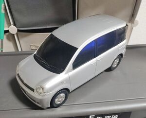 非売品　販売店色見本ミニカー　トヨタシエンタ　シルバー　ジャンク品