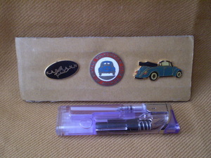  Vintage VWs pin bachi3 point. air cooling VW type one convertible Karmann-ghia Vintage Volkswagen America 