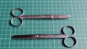 （650）新品　外科剪刃　140ｍｍ　2本セット（鉗子　鑷子　持針器　剪刀　開創器）医療器具　外科　整形外科 手術