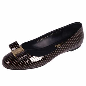 美品 サルヴァトーレ フェラガモ Salvatore Ferragamo パンプス フラット ヴァラ レザー シューズ レディース 6.5D cf02dt-rm10f09009